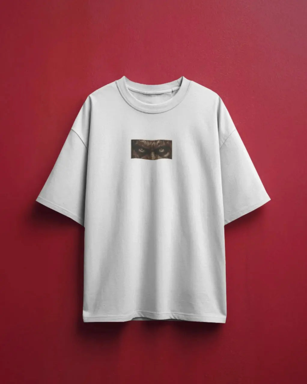 White Kantara tshirt in red background